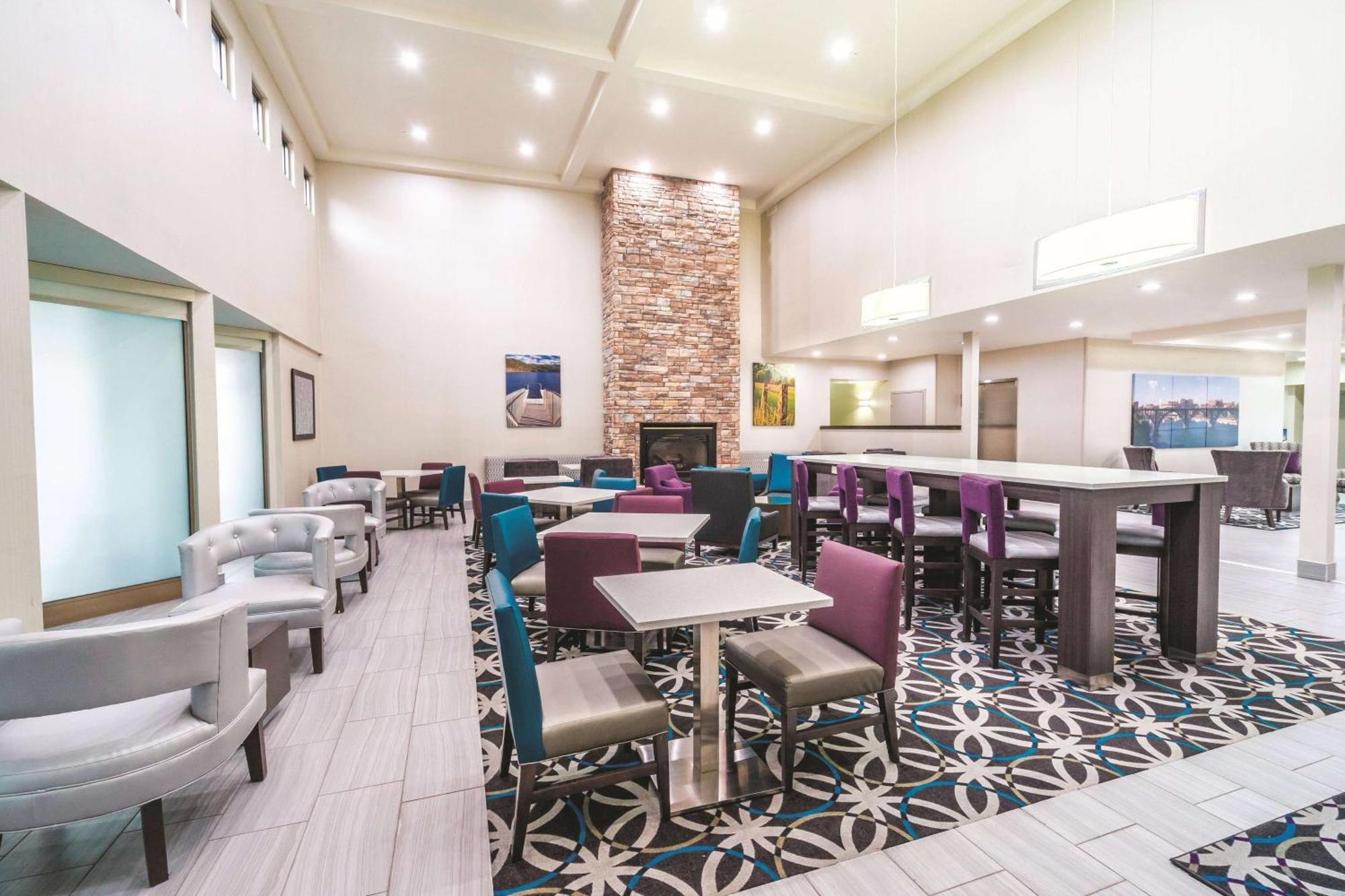 La Quinta By Wyndham Loudon Hotel Eksteriør billede