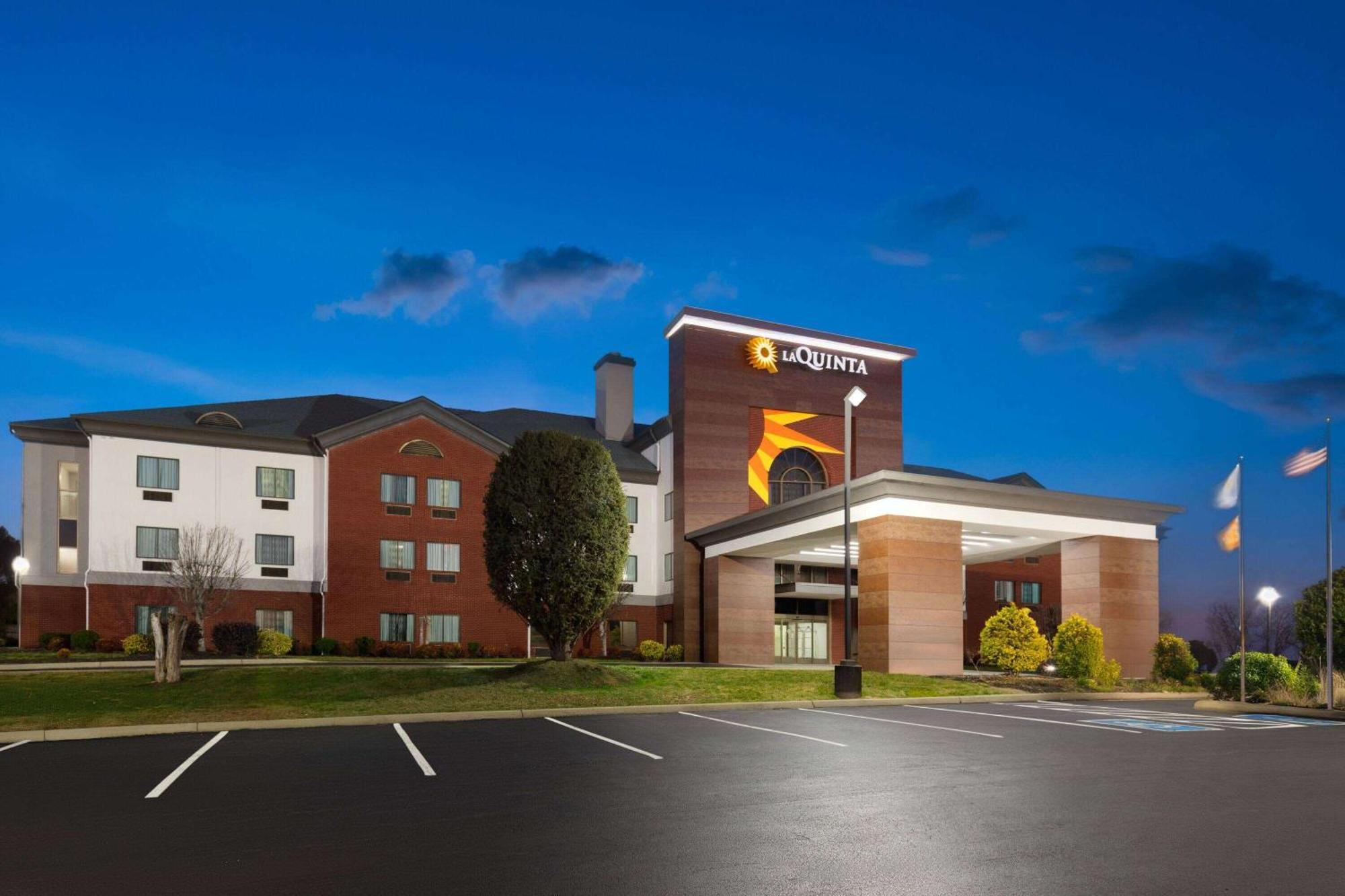 La Quinta By Wyndham Loudon Hotel Eksteriør billede